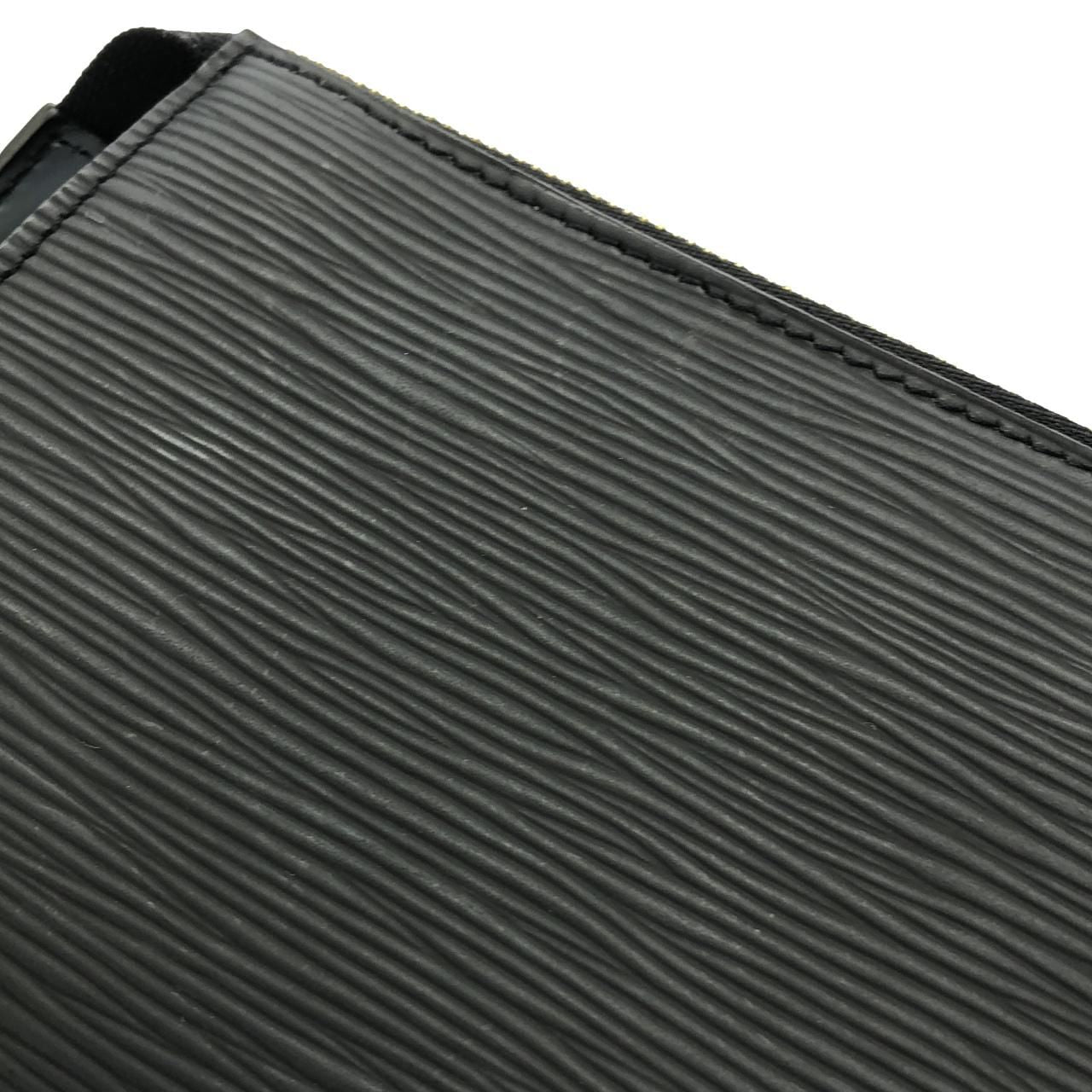 Louis Vuitton Epi Pochette 21 cm Pouch — view 5
