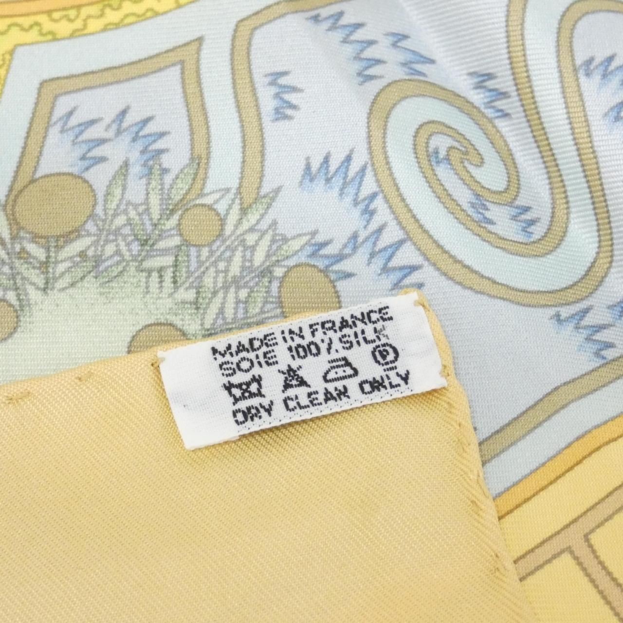 Hermes Paridaiza Carre Scarf — view 3