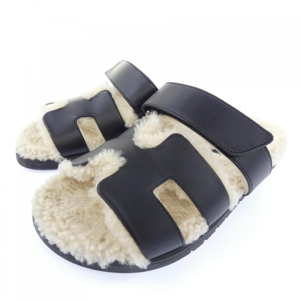 Hermes Chypre Sandals Black — view 3