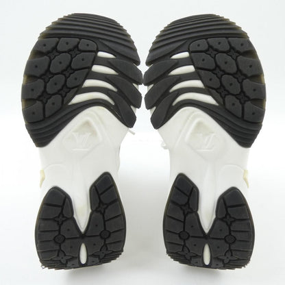 Louis Vuitton Run Sneakers — view 4