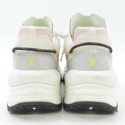 Louis Vuitton Run Sneakers — view 5