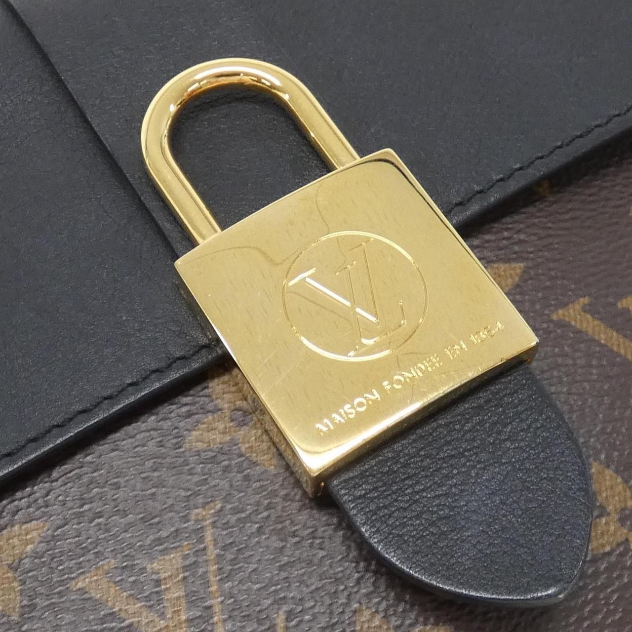 Louis Vuitton Monogram Locky BB Bag — view 5
