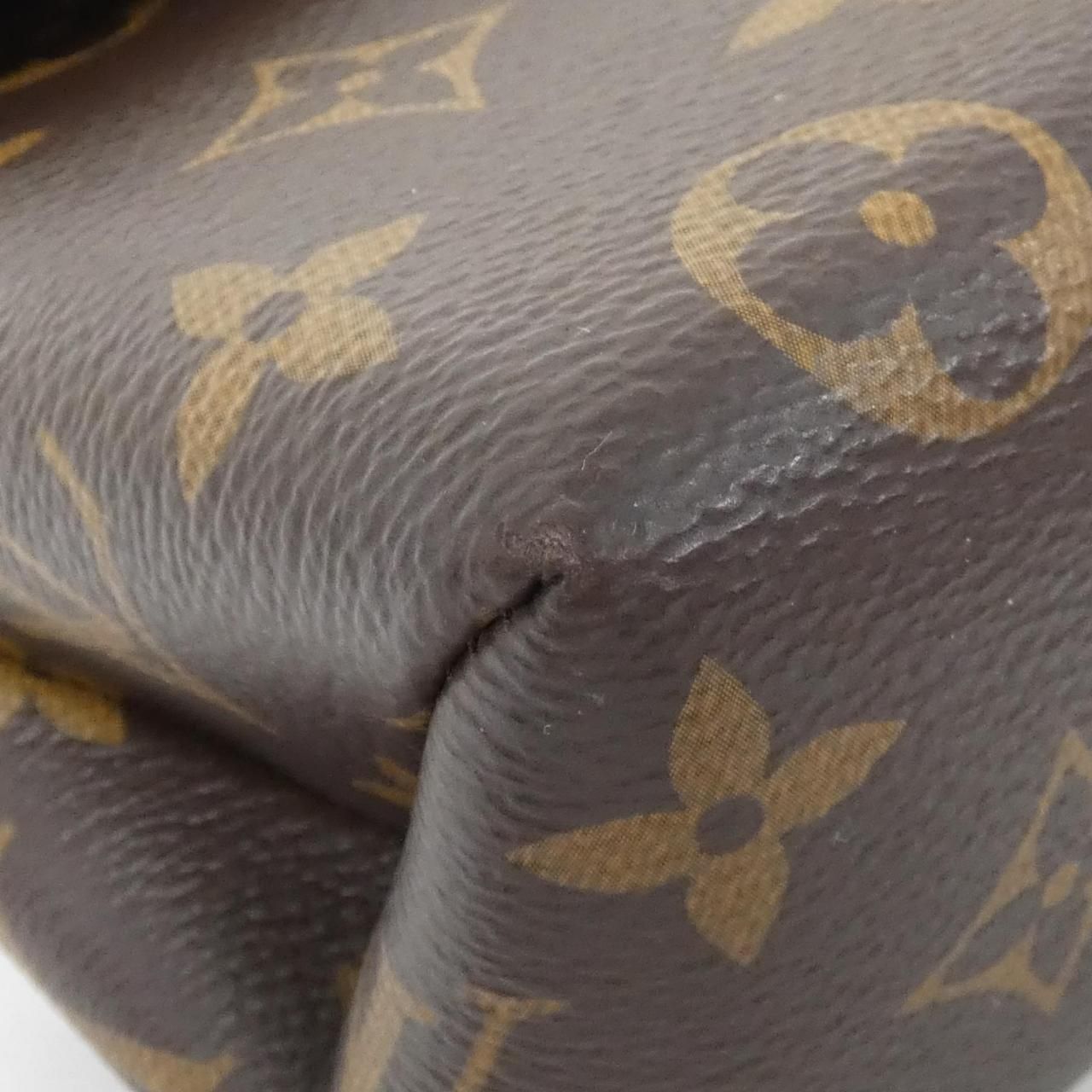 Louis Vuitton Monogram Locky BB Bag — view 3