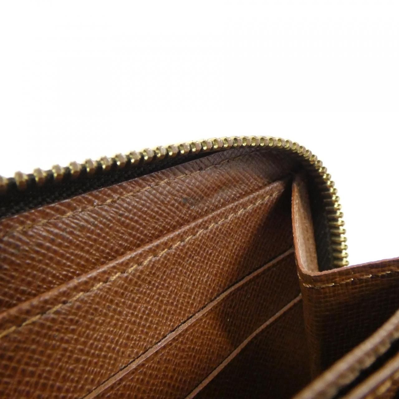 Louis Vuitton Monogram Rose Wallet — view 8