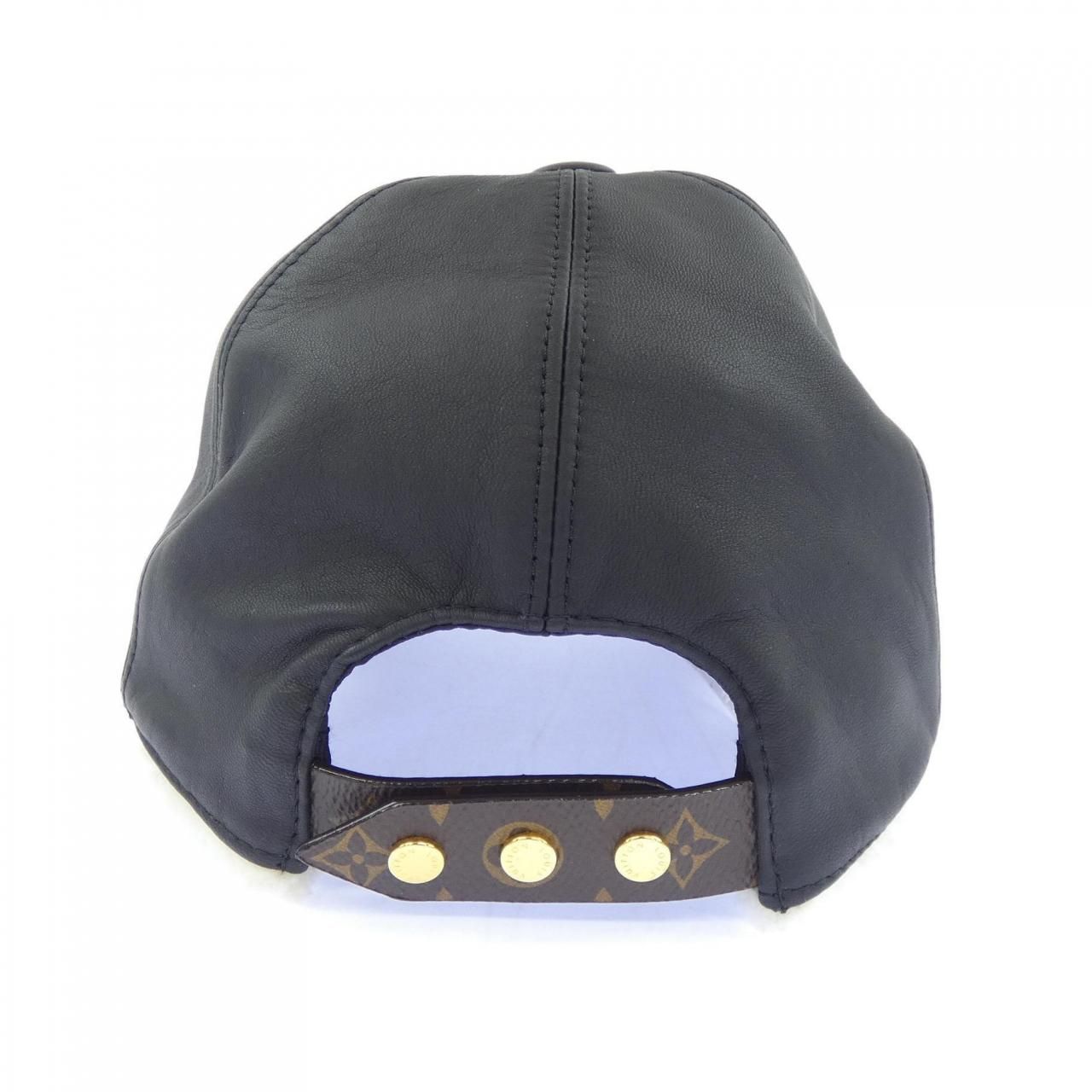 Louis Vuitton Shearling Visor Cap Hat — view 4