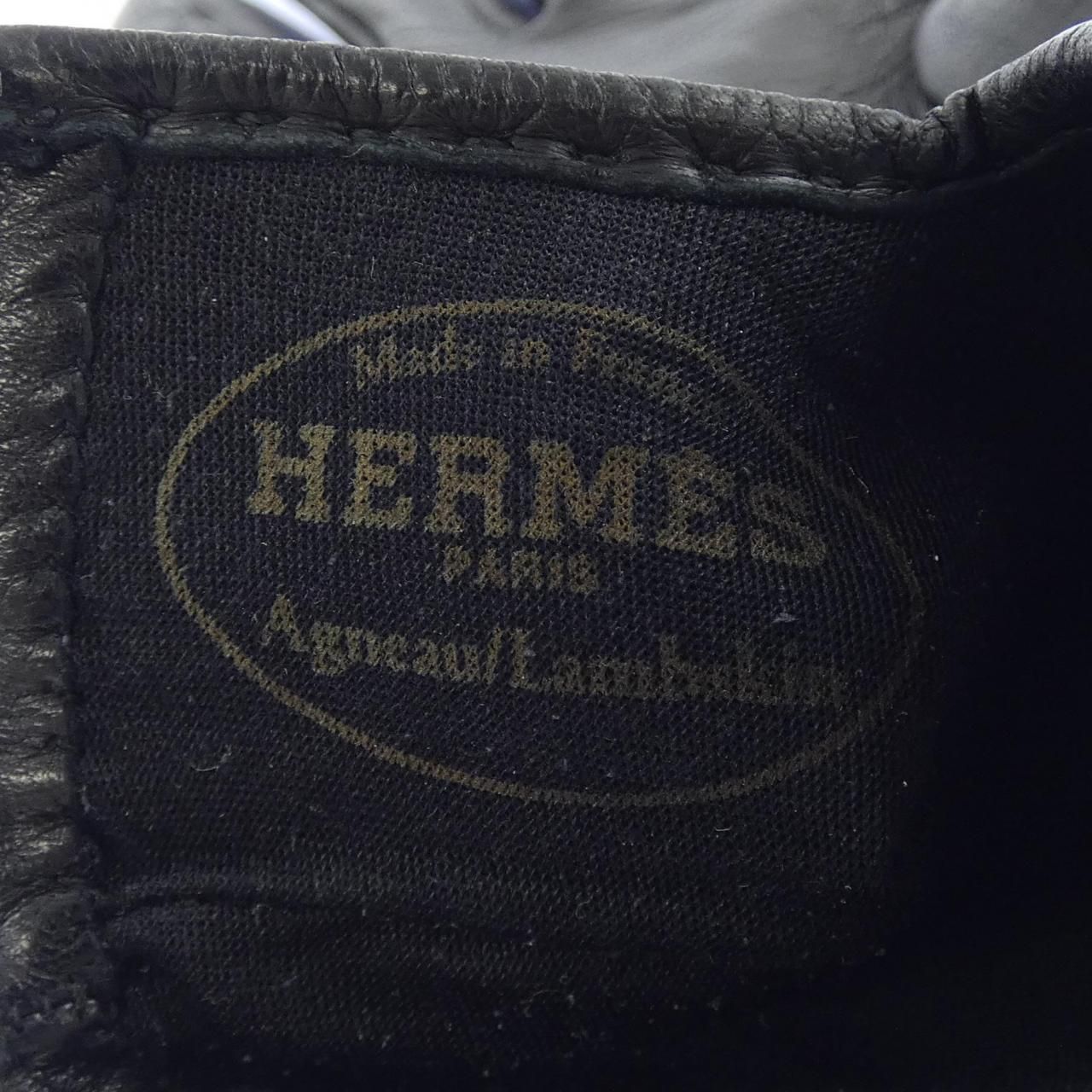 Hermes Soya Glove — view 3