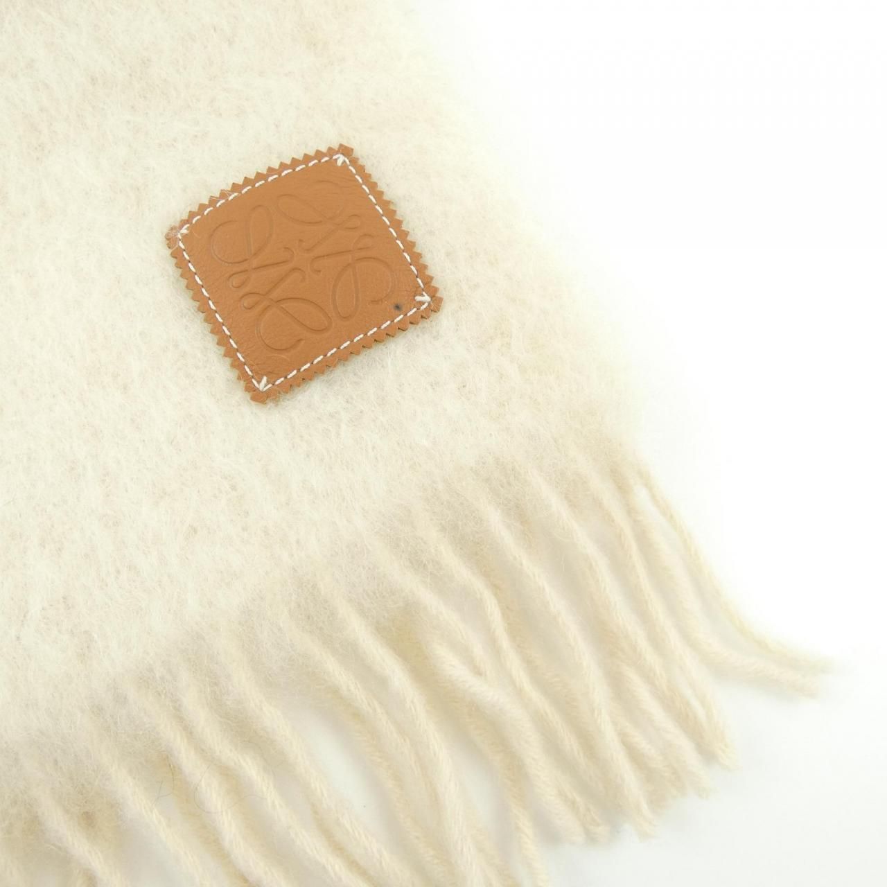 Loewe Scarf Beige — view 2