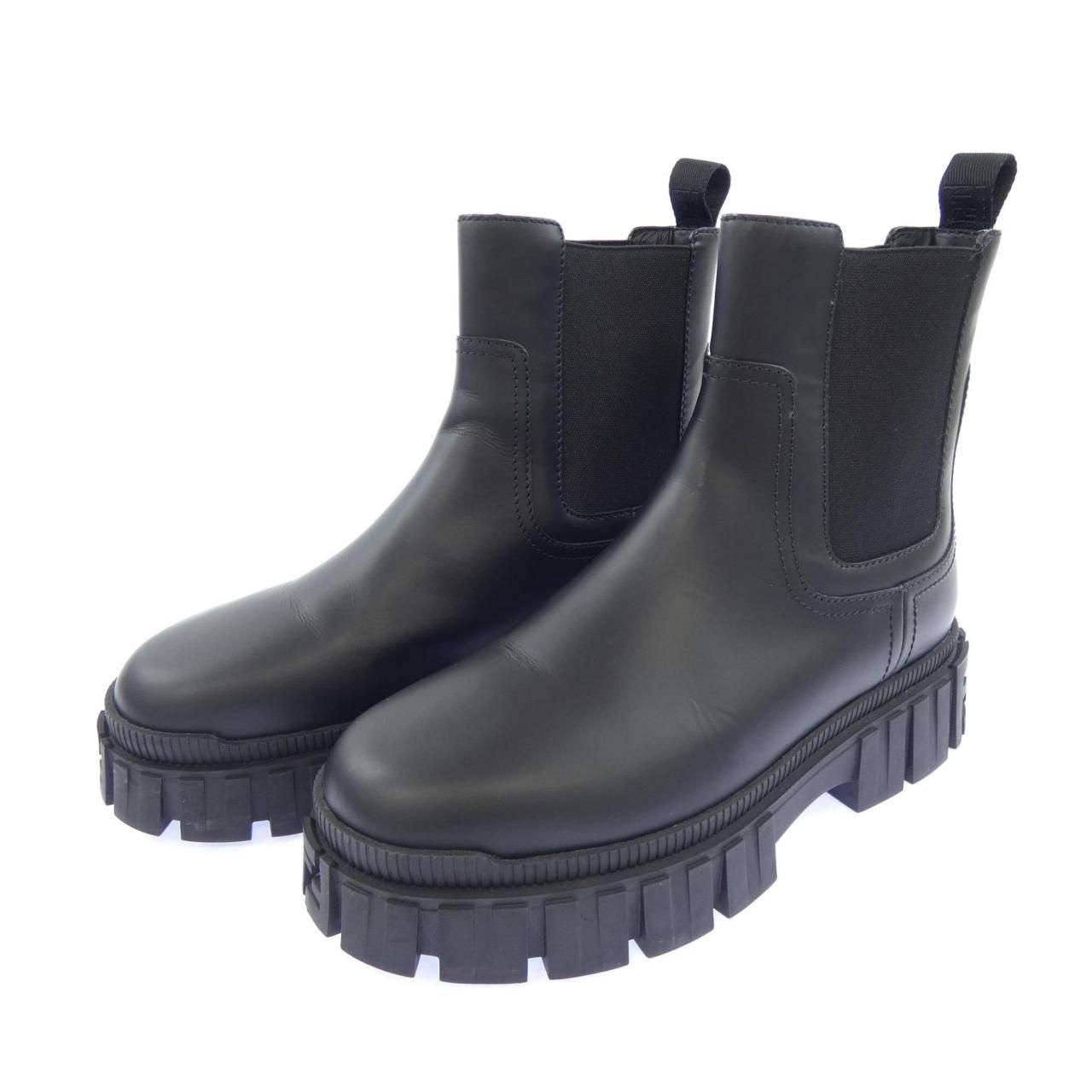 Fendi Boots Black — view 3