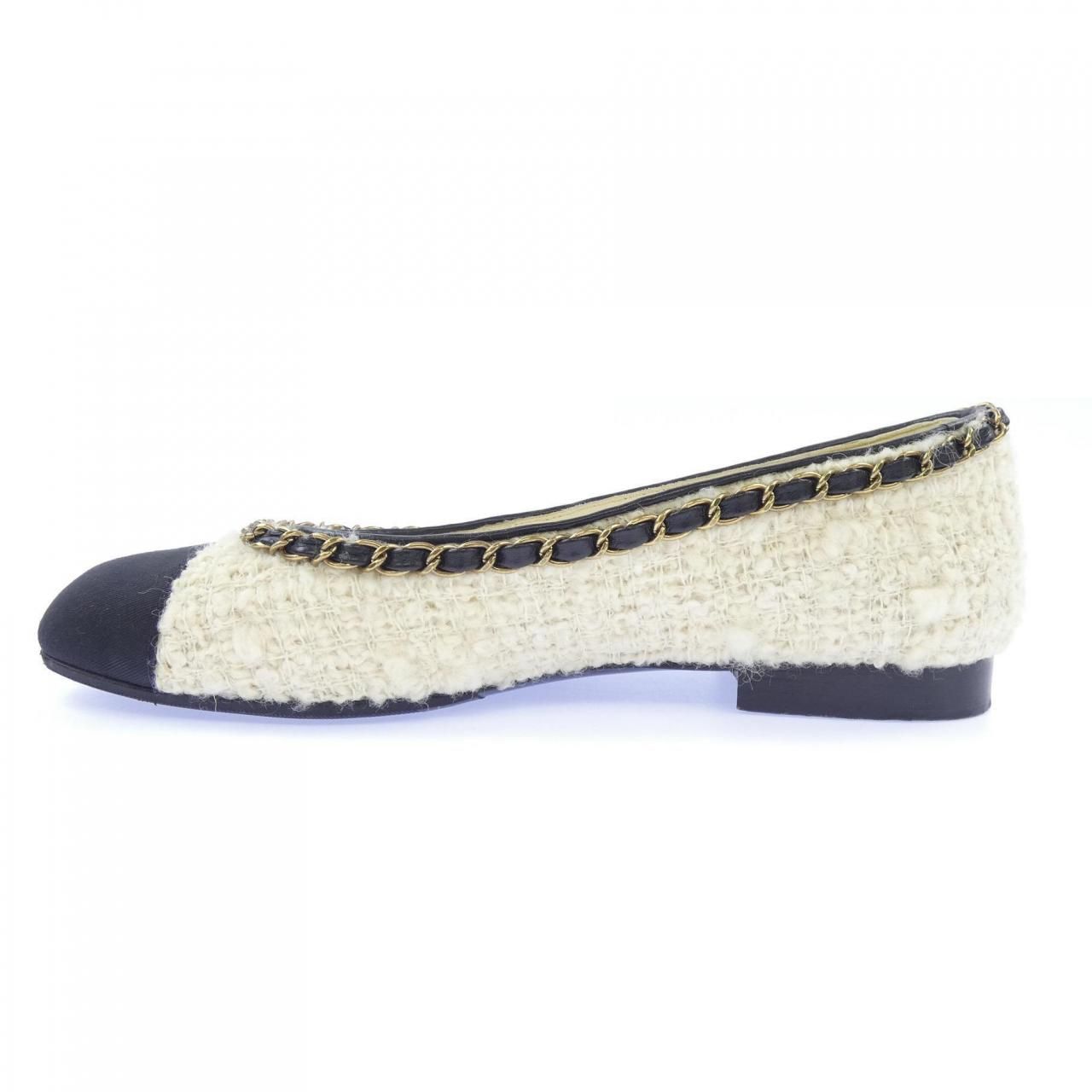 Chanel Flat Shoes Sneakers Beige — view 2