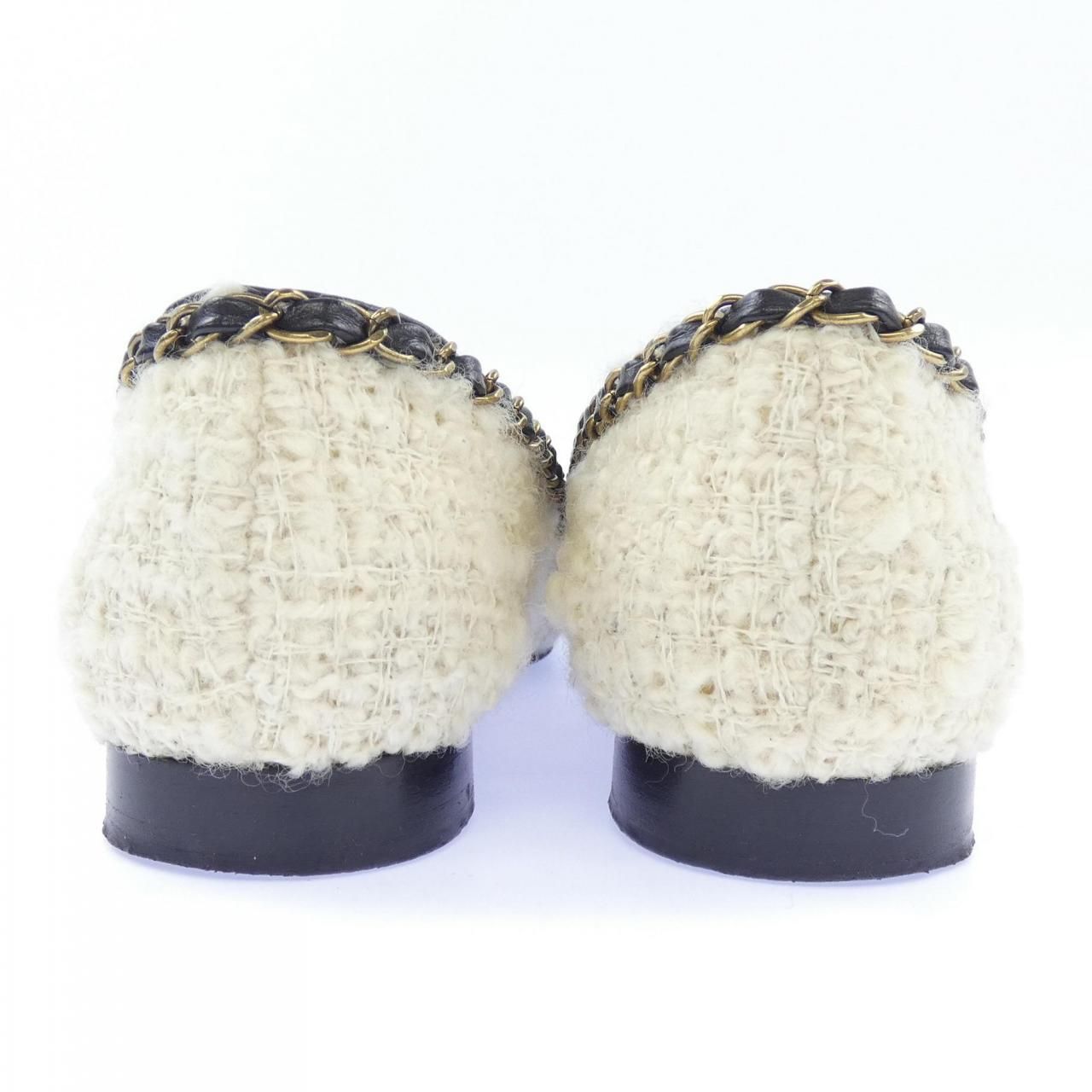 Chanel Flat Shoes Sneakers Beige — view 5