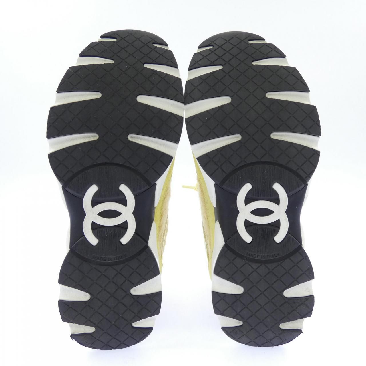 Chanel Sneakers Yellow — view 4