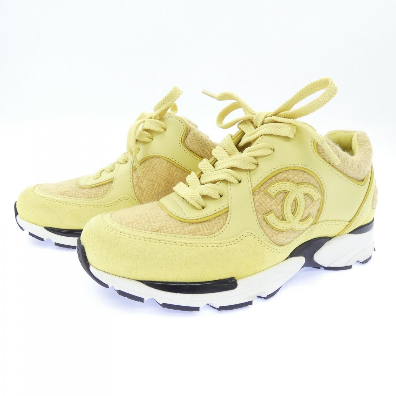 Chanel Sneakers Yellow — view 3