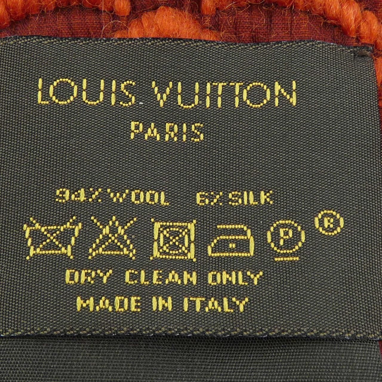 Louis Vuitton Echarpe Logo Mania Scarf — view 3