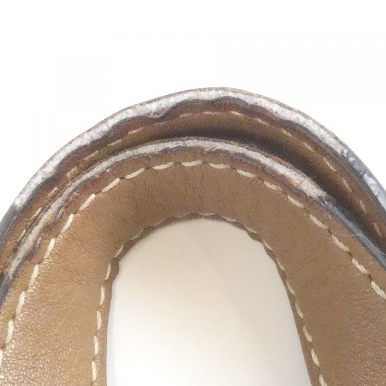 Loewe Hammock Small Shoulder Bag — view 8