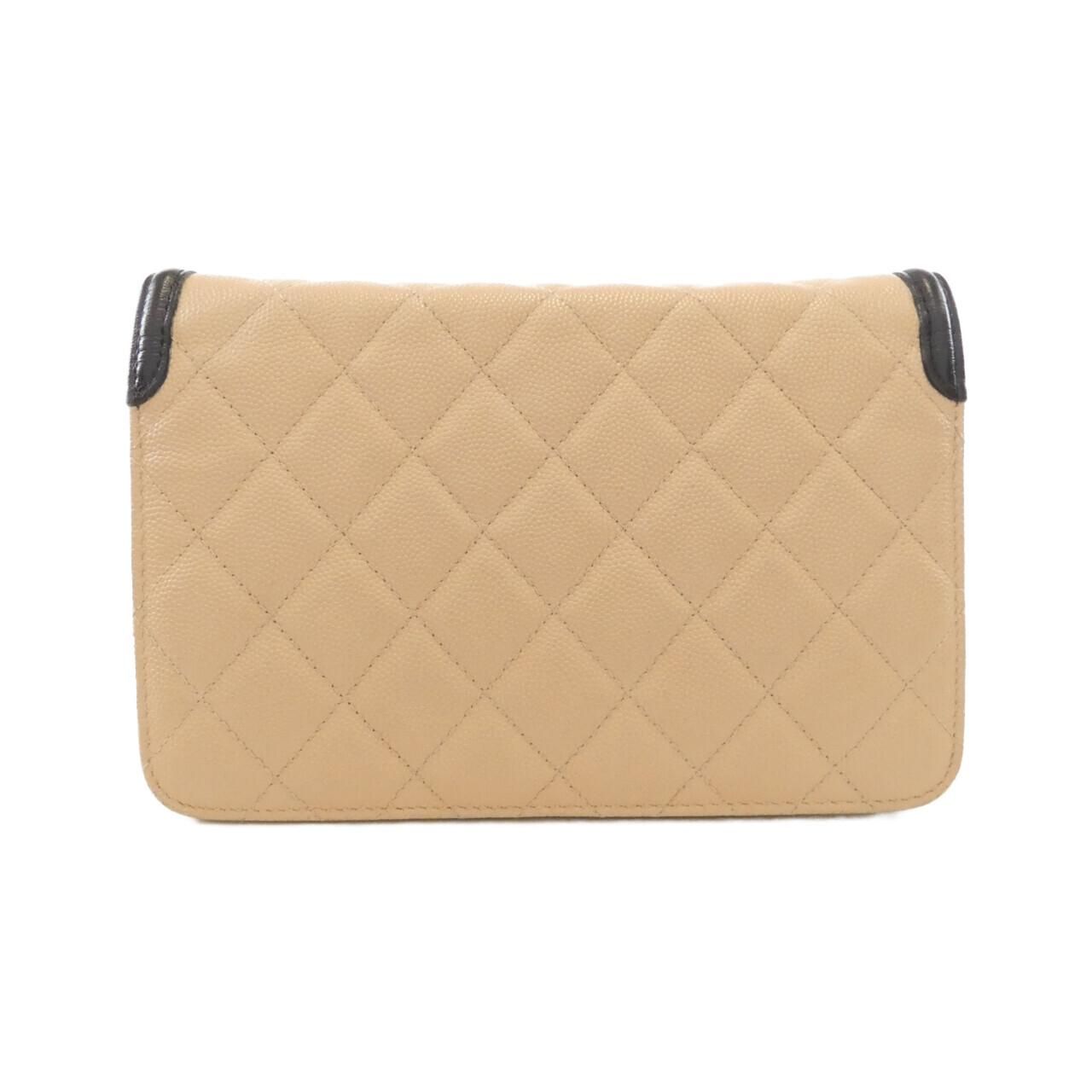 Chanel Chain Shoulder Bag Beige — view 2