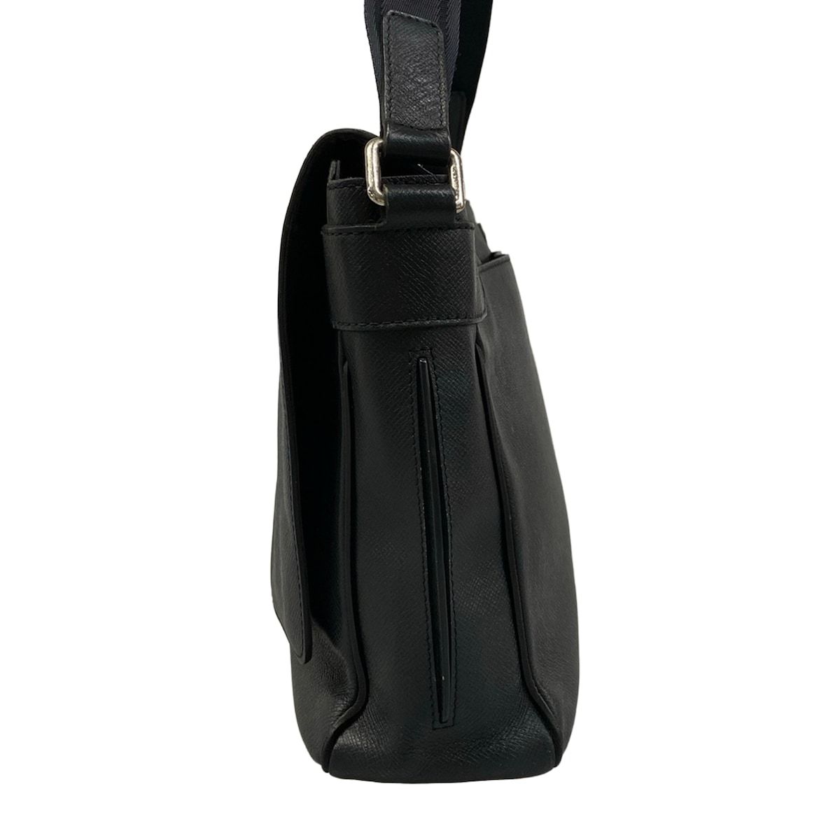 Louis Vuitton Shoulder Bag Taiga Roman MM Bol Leather — view 4