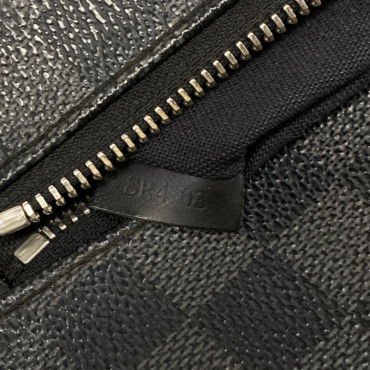 Louis Vuitton Shoulder Bag Damier Graphite Mick PM — view 9