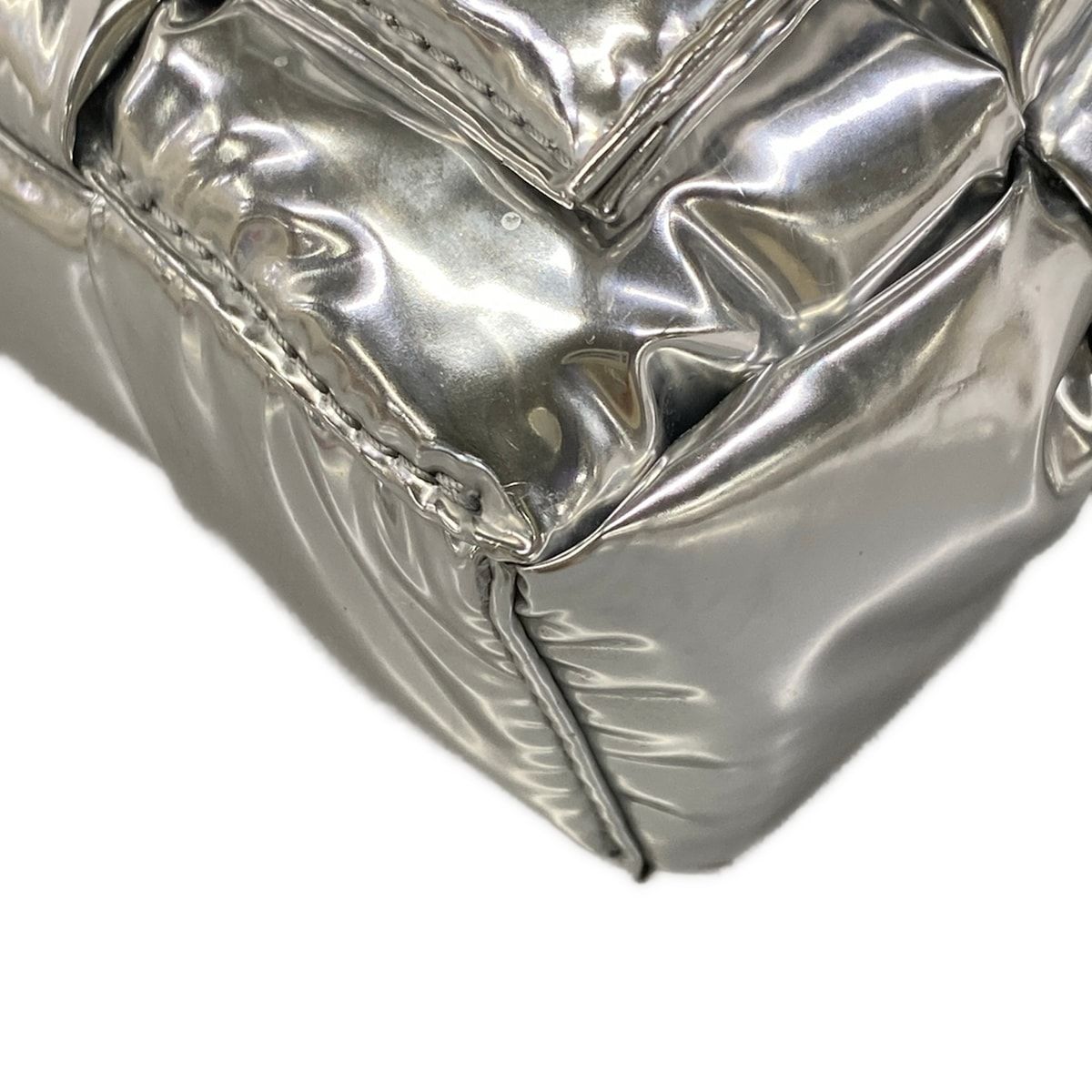Bottega Veneta Waist Pouch the Padded Tech Cassette Maxi Intrecciato Silver — view 6