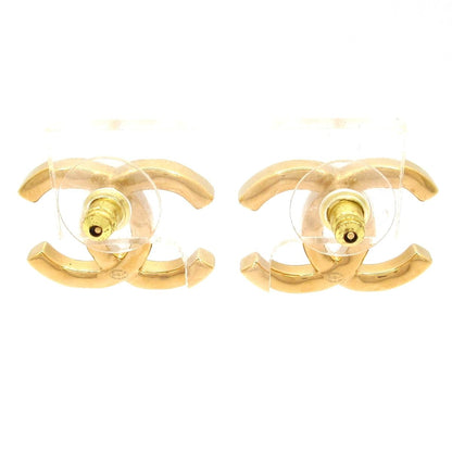 Chanel Earrings CC Logo Gold — view 3
