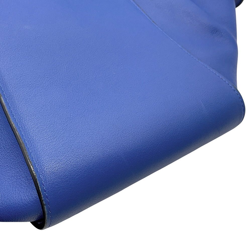 Loewe Shoulder Bag Hammock 2-Way — view 7
