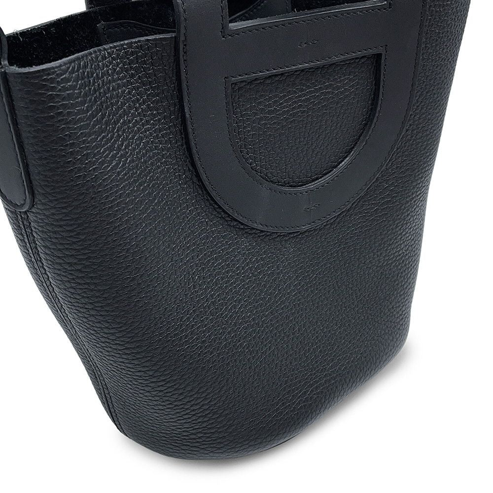 Hermes Tote in the Loop 18 Black Silver Taurillon Clemence Swift — view 6