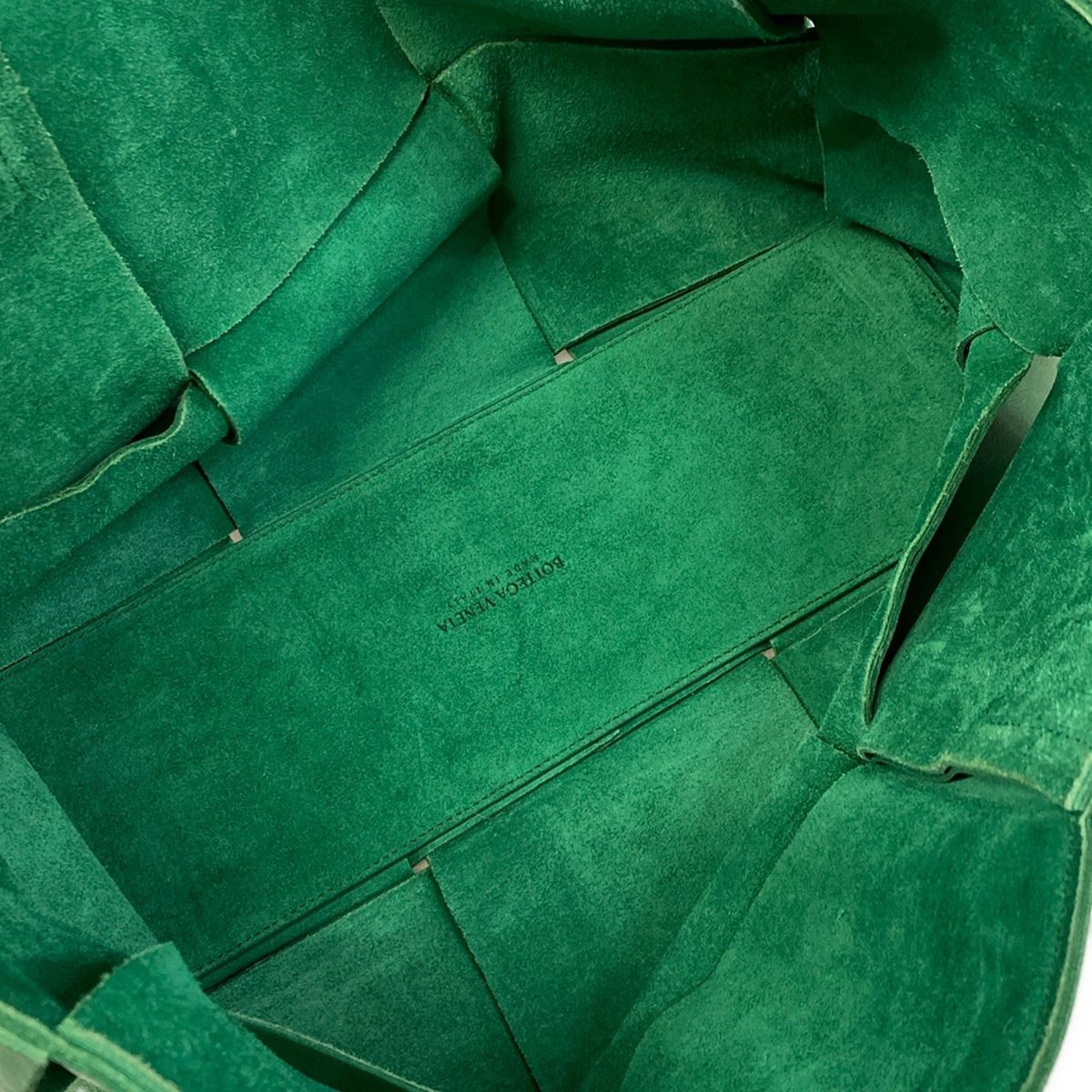 Bottega Veneta Tote the Arco Green Leather — view 7