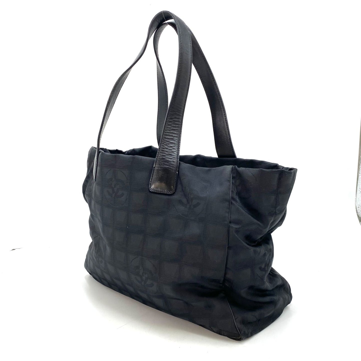 Chanel Tote Shoulder Bag New Travel Line Black — view 2