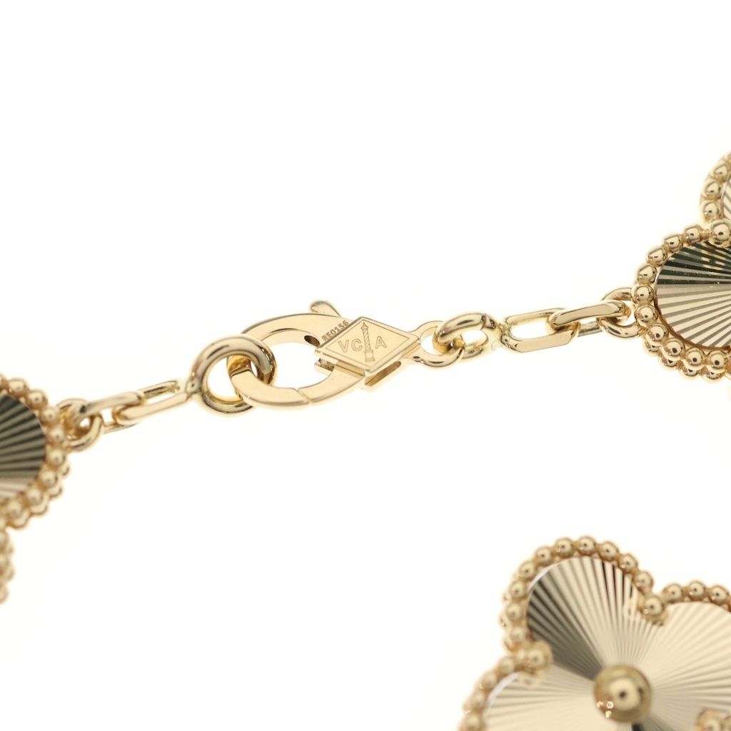 Van Cleef & Arpels Vintage Alhambra 5 Motif Guilloche Bracelet 18k Yellow Gold — view 5