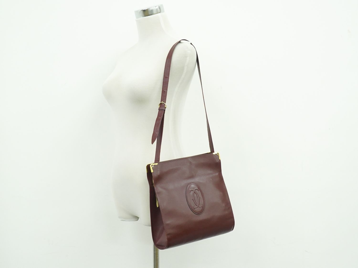 Cartier Must Line Shoulder Bag Leather Bordeaux — view 6