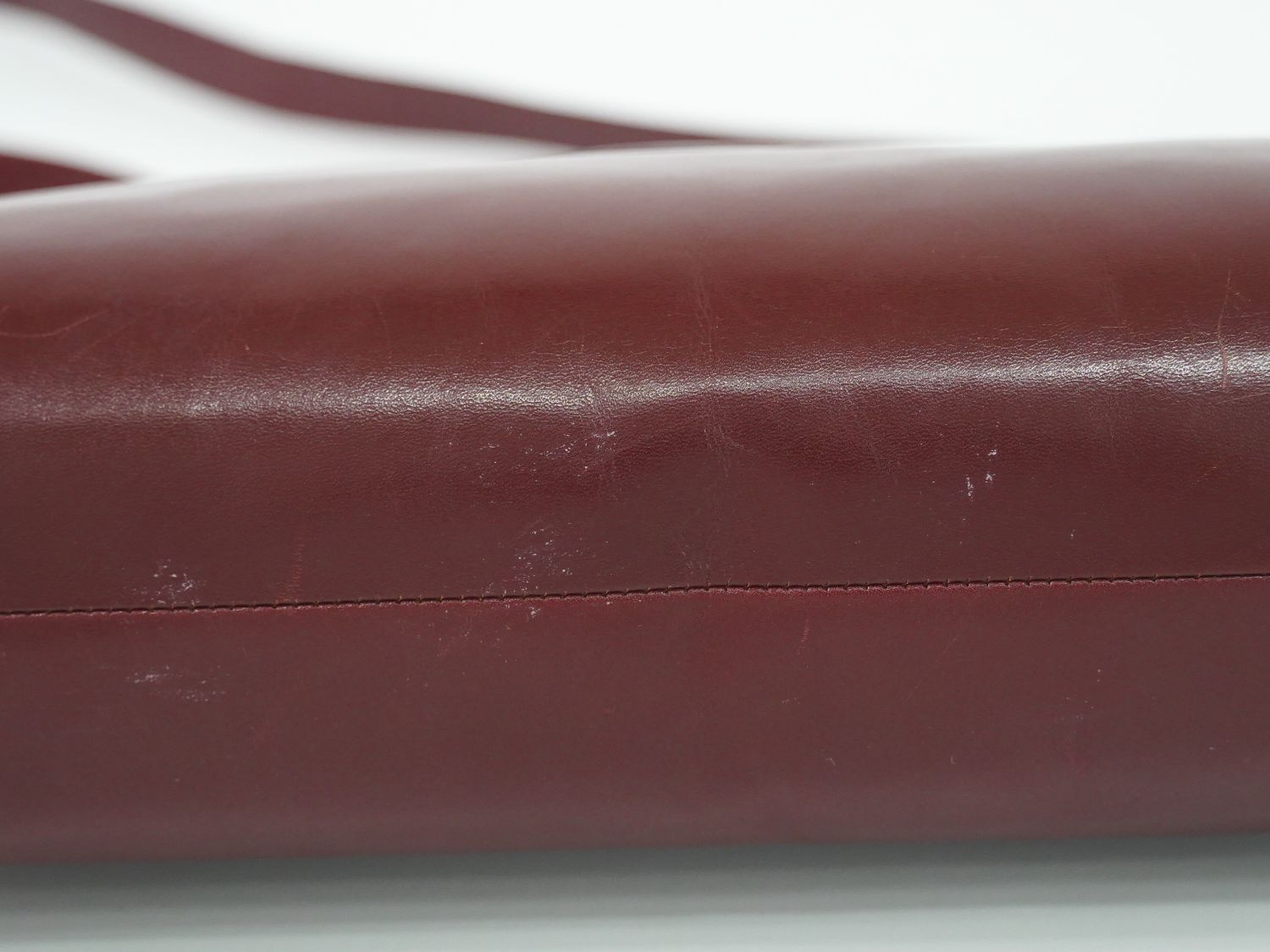 Cartier Must Line Shoulder Bag Leather Bordeaux — view 7