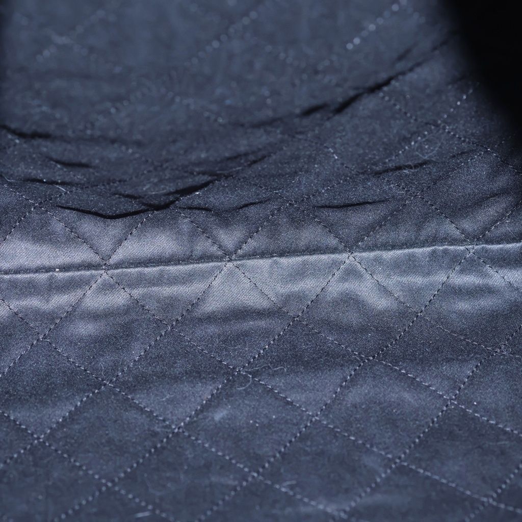 Chanel 22 Small Calfskin Leather Shoulder Bag Black — view 5
