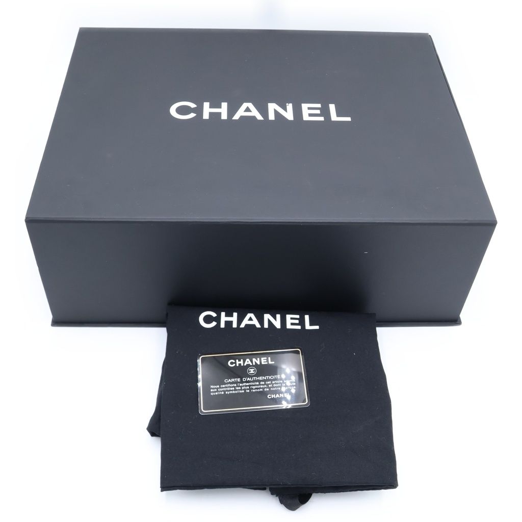 Chanel Quilted Caviar Leather Navy Gold Shoulder Bag — view 7