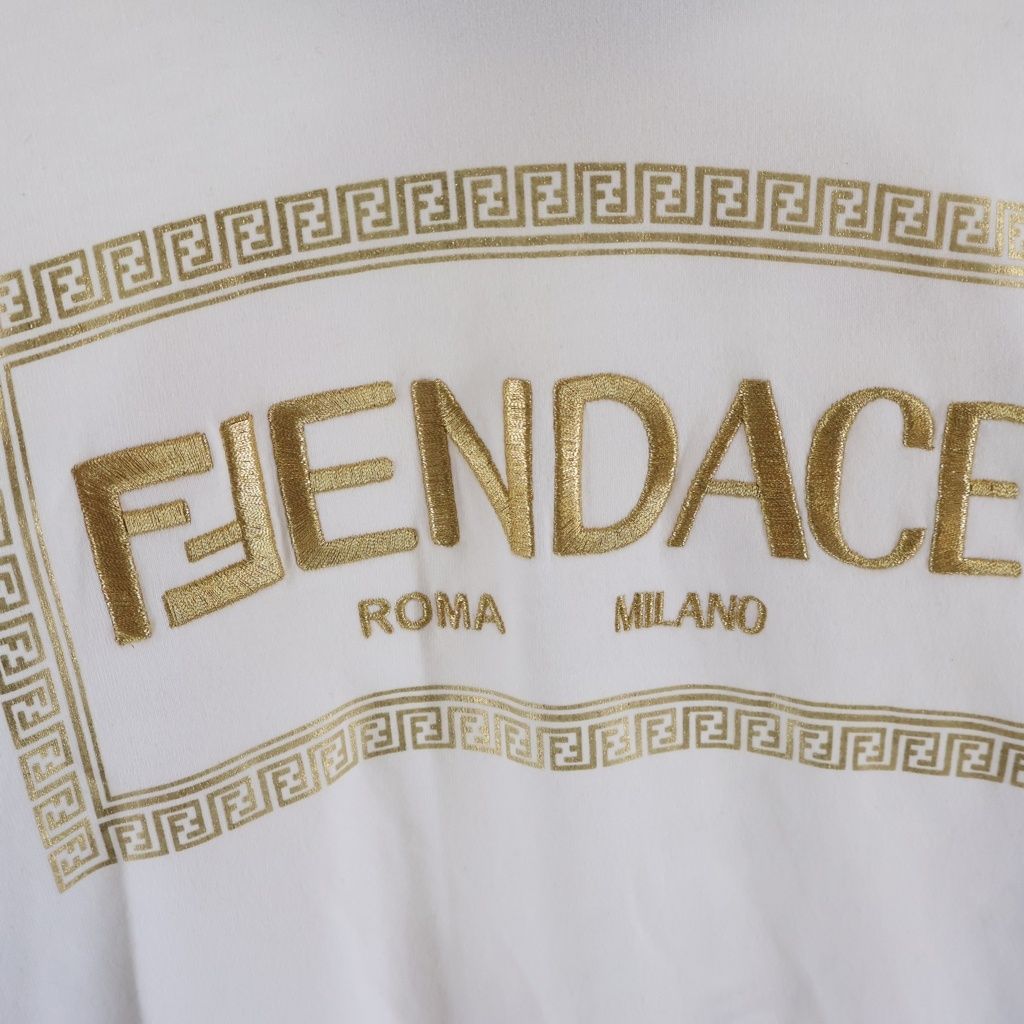 Fendi Fendace Fender Che Logo Embroidery Pullover Sweatshirt Hoodie White — view 6