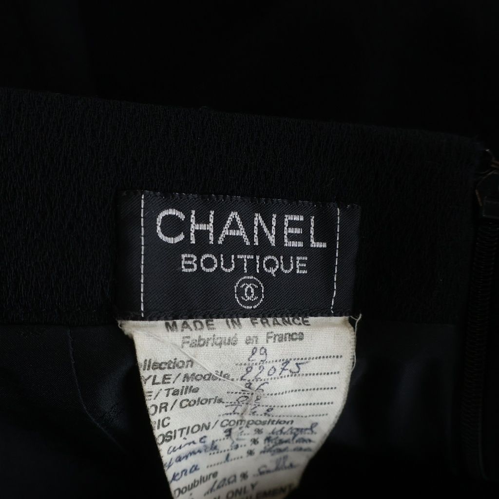 Chanel Wool Zip Knee Length Skirt Black 36 — view 7