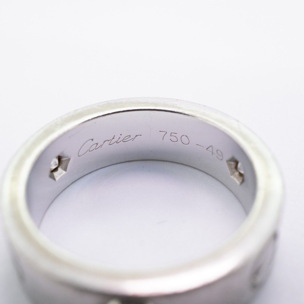 Cartier Ring Love 18k White Gold Diamond — view 4