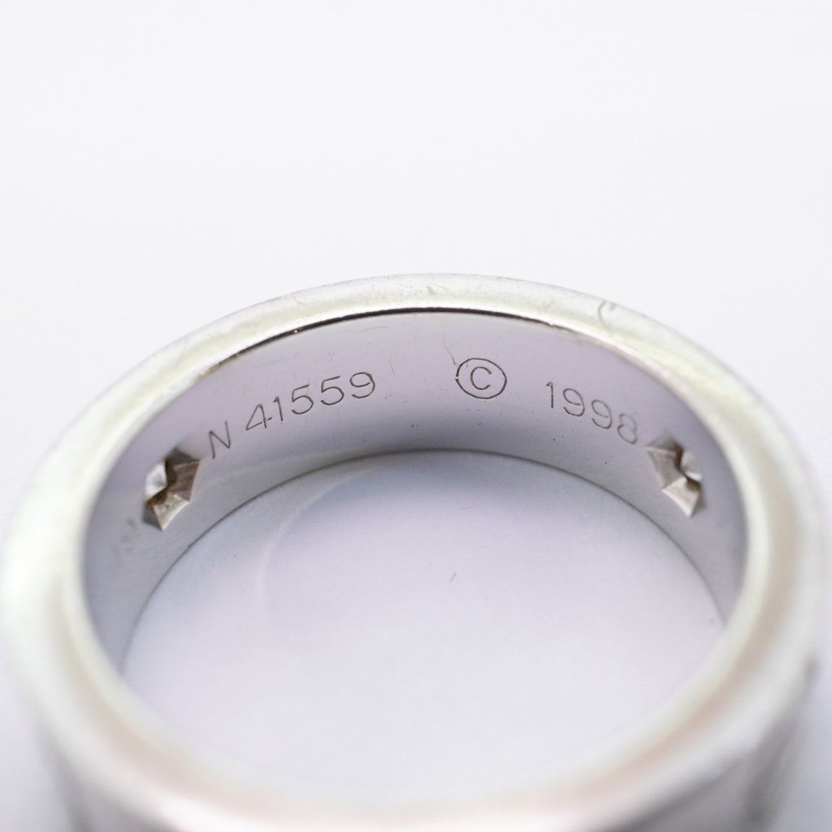 Cartier Ring Love 18k White Gold Diamond — view 5