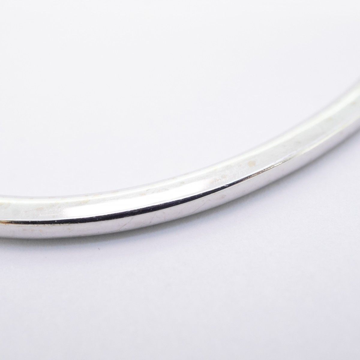 Tiffany & Co Bangle Metro Hinge 18k White Gold Diamond Bracelet — view 8
