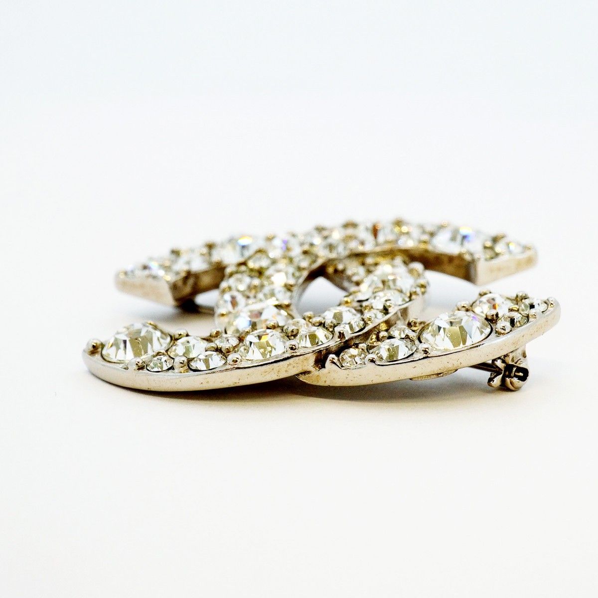 Chanel Brooch CC Logo Metal Rhinestone Silver — view 3