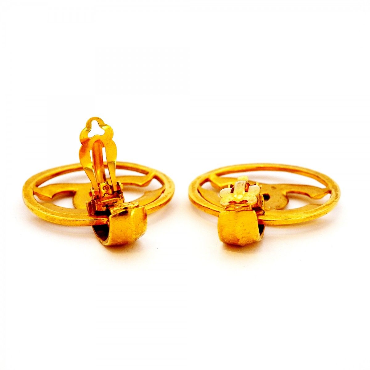 Chanel Earrings Vintage CC Logo Round — view 3