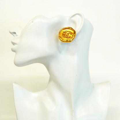 Chanel Earrings Vintage CC Logo Gold Plated — view 5