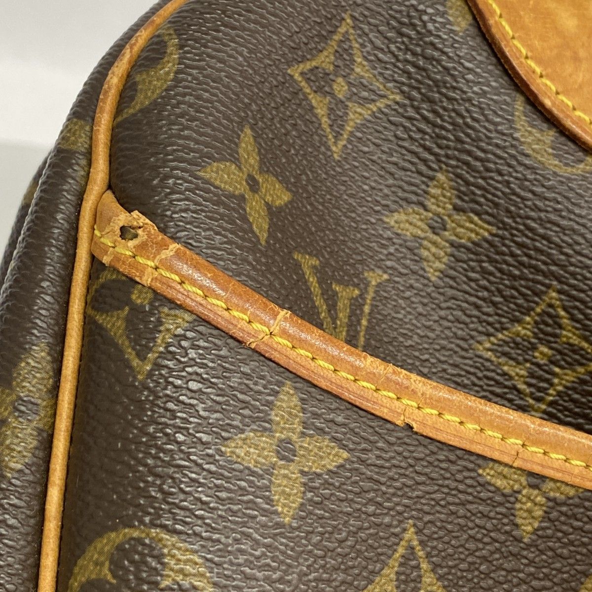 Louis Vuitton Handbag Monogram Deauville Brown — view 6