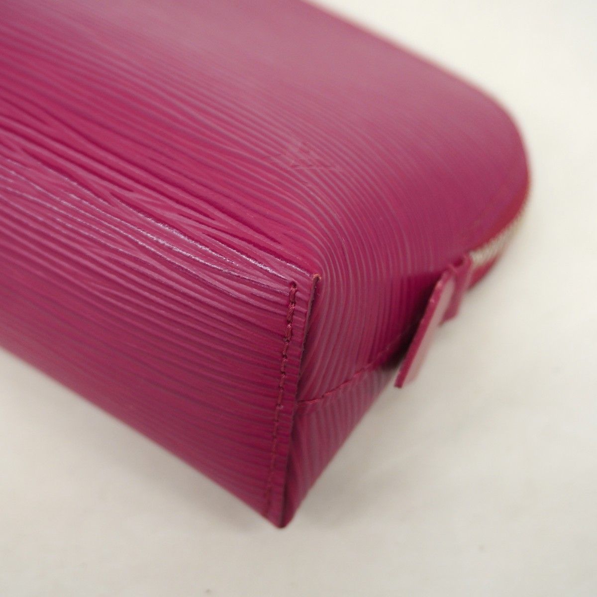 Louis Vuitton Pouch Epi Pochette Cosmetic Fuchsia — view 6