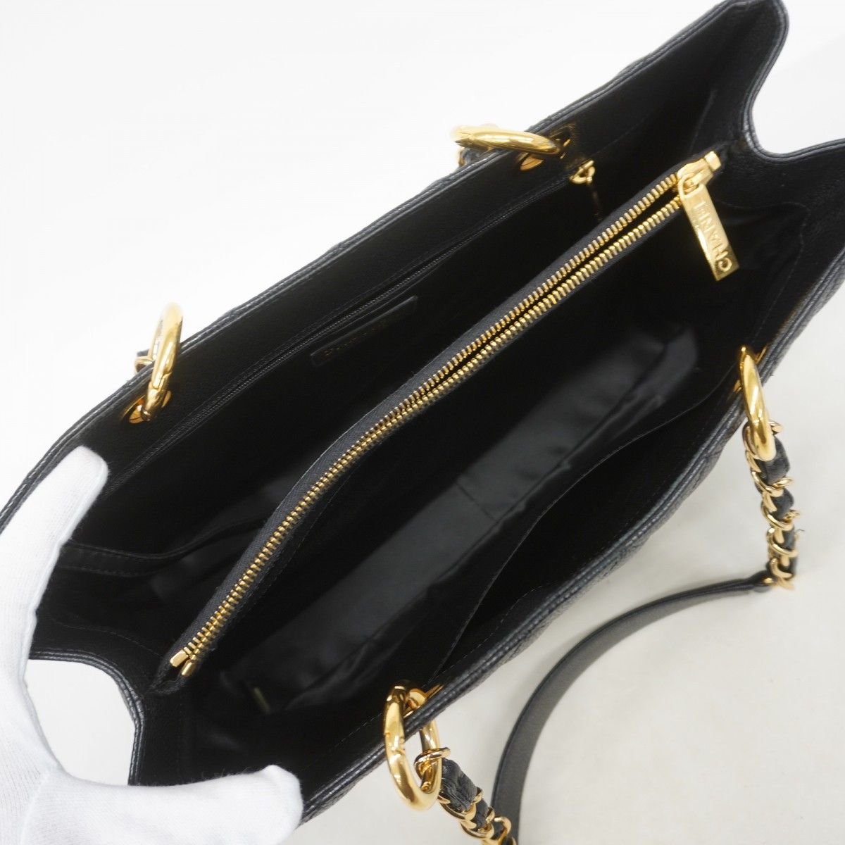 Chanel Chain Tote Quilted Caviar Leather Black Gold — view 4