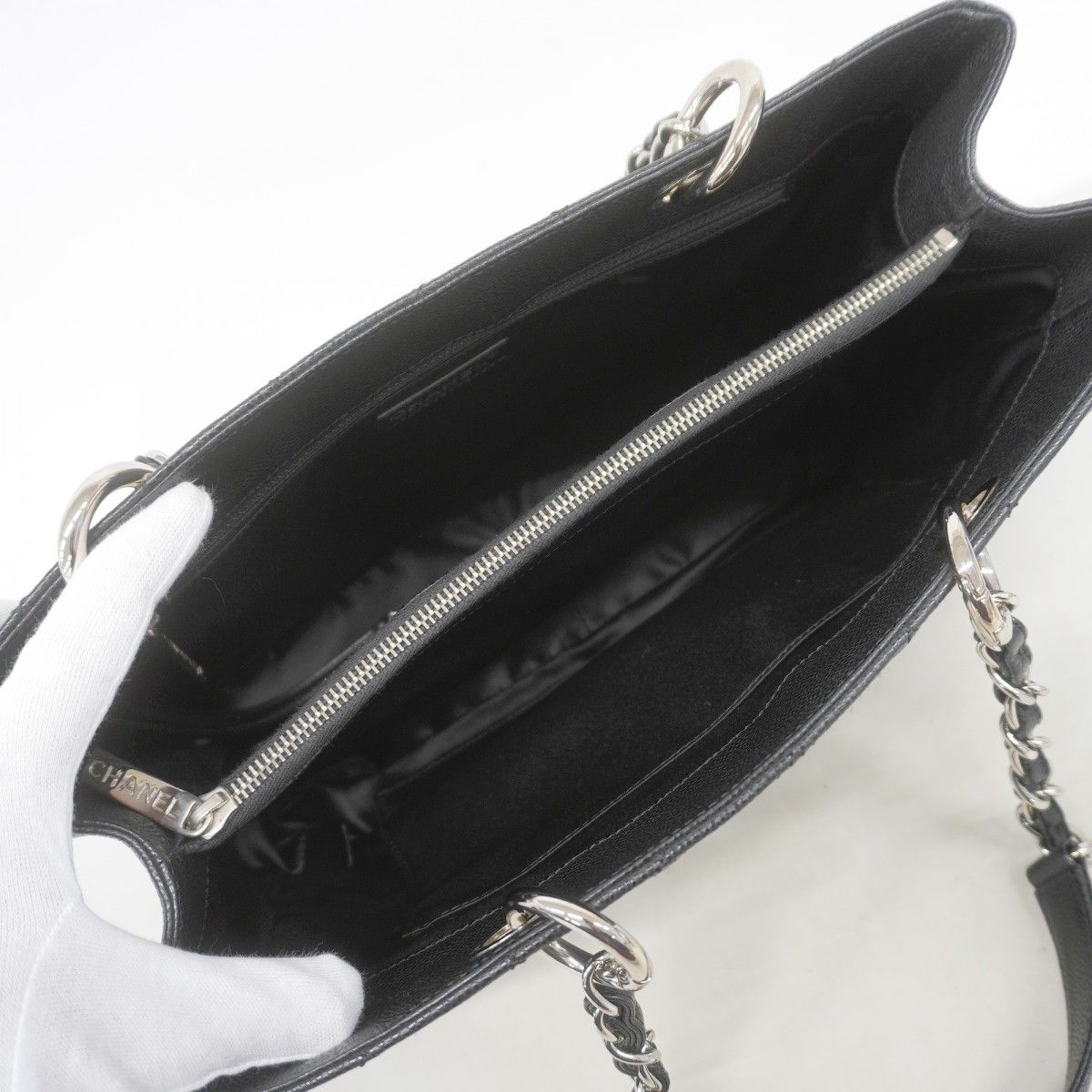 Chanel Chain Tote Quilted Caviar Leather Black Silver — view 4