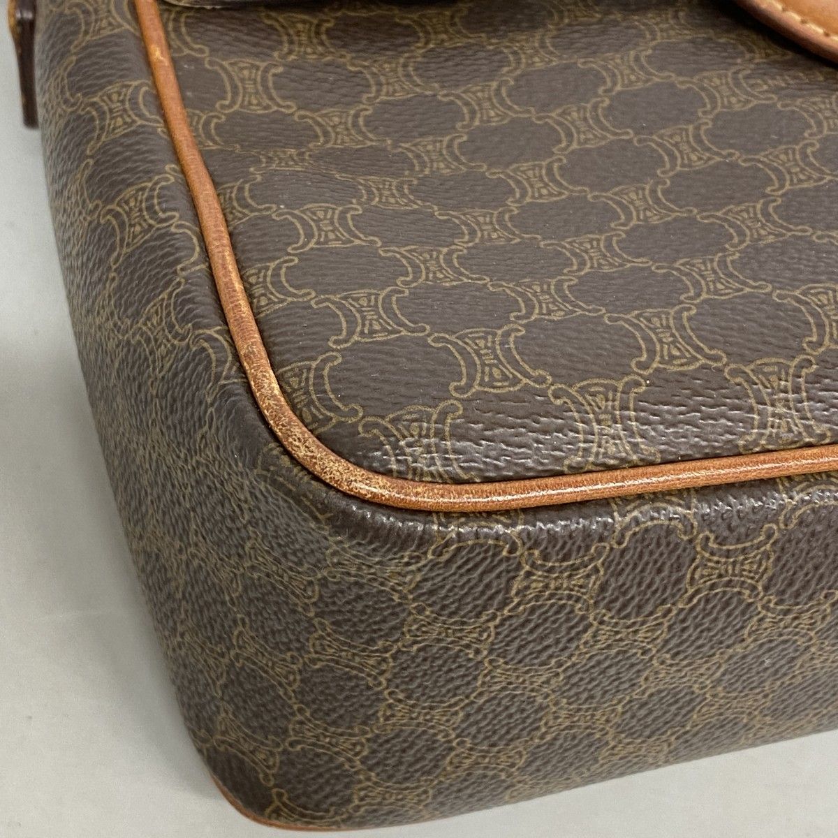 Celine Shoulder Bag Macadam Brown Gold — view 7