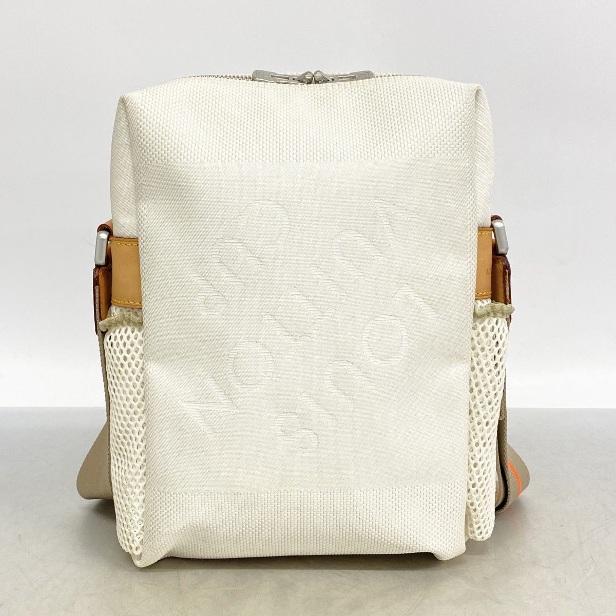 Louis Vuitton Shoulder Bag Damier Jean Cup Weatherly White — view 9