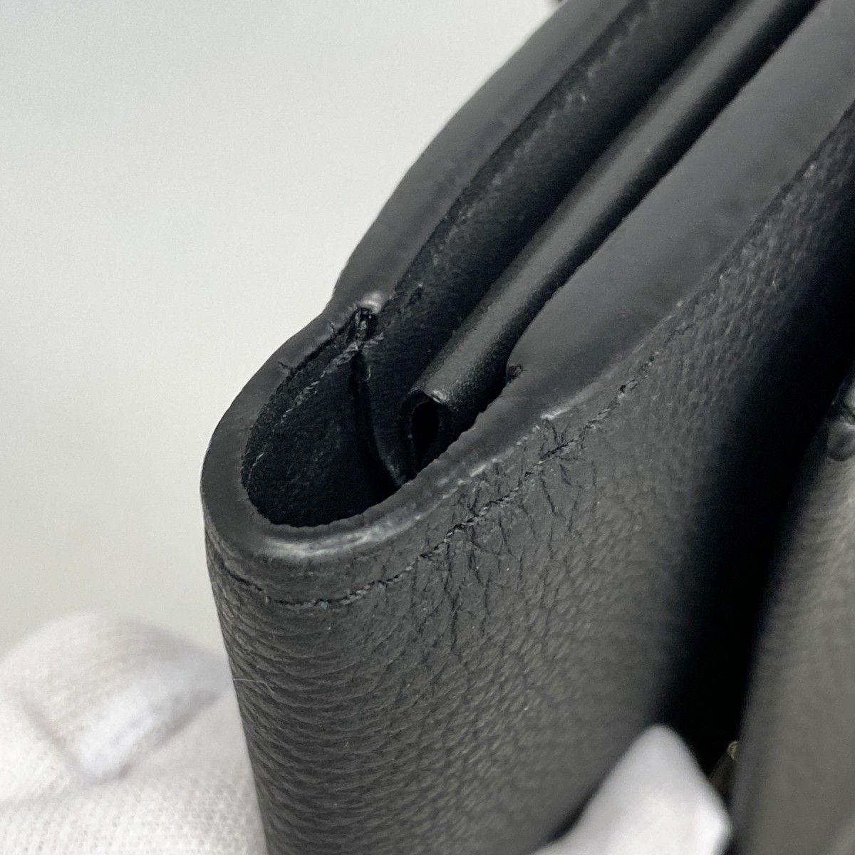 Louis Vuitton Wallet LV Aerogram Zippy Black — view 7