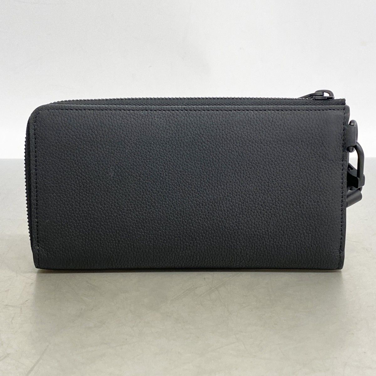 Louis Vuitton Wallet LV Aerogram Zippy Black — view 9