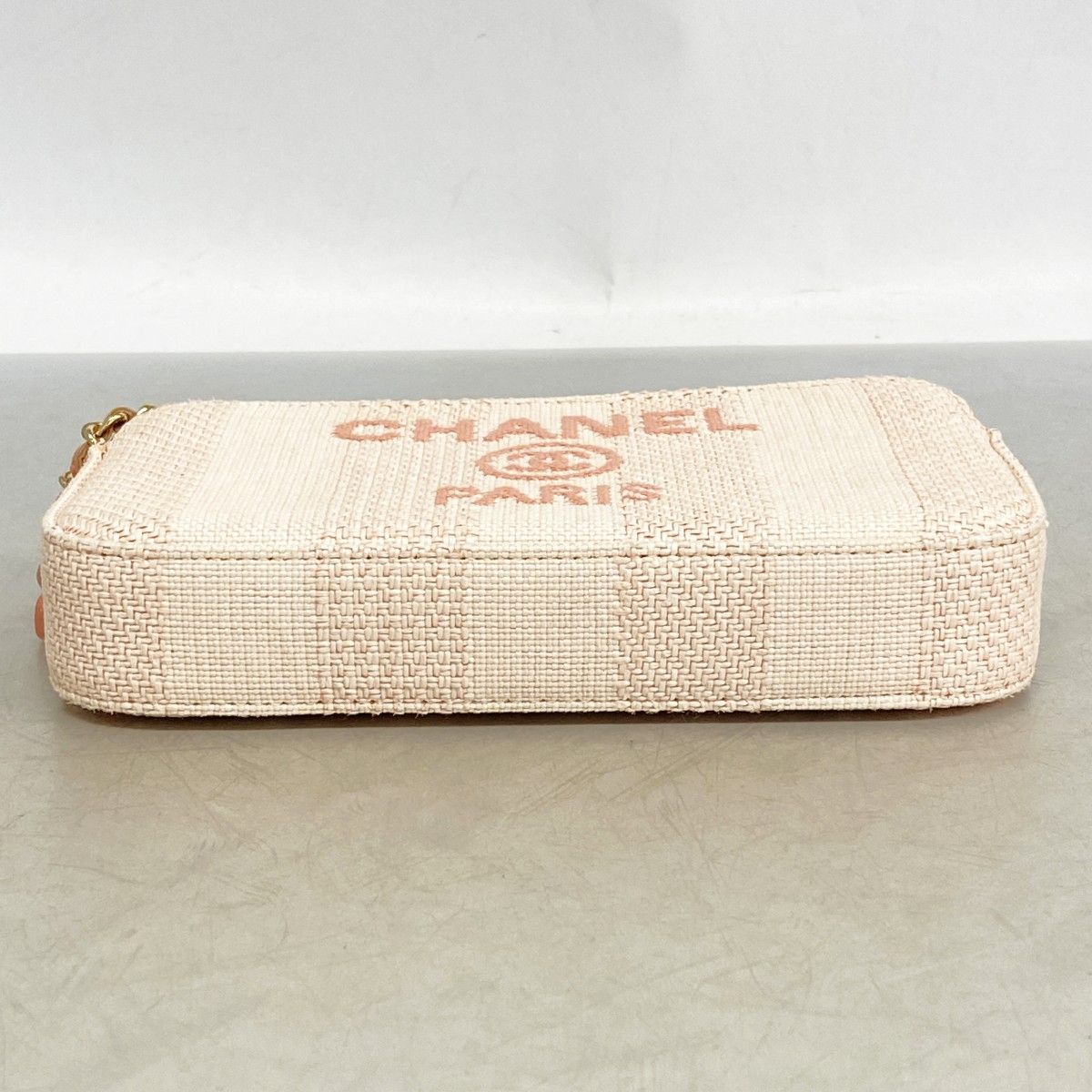 Chanel Shoulder Bag Deauville Canvas Pink Ivory Champagne Gold — view 3