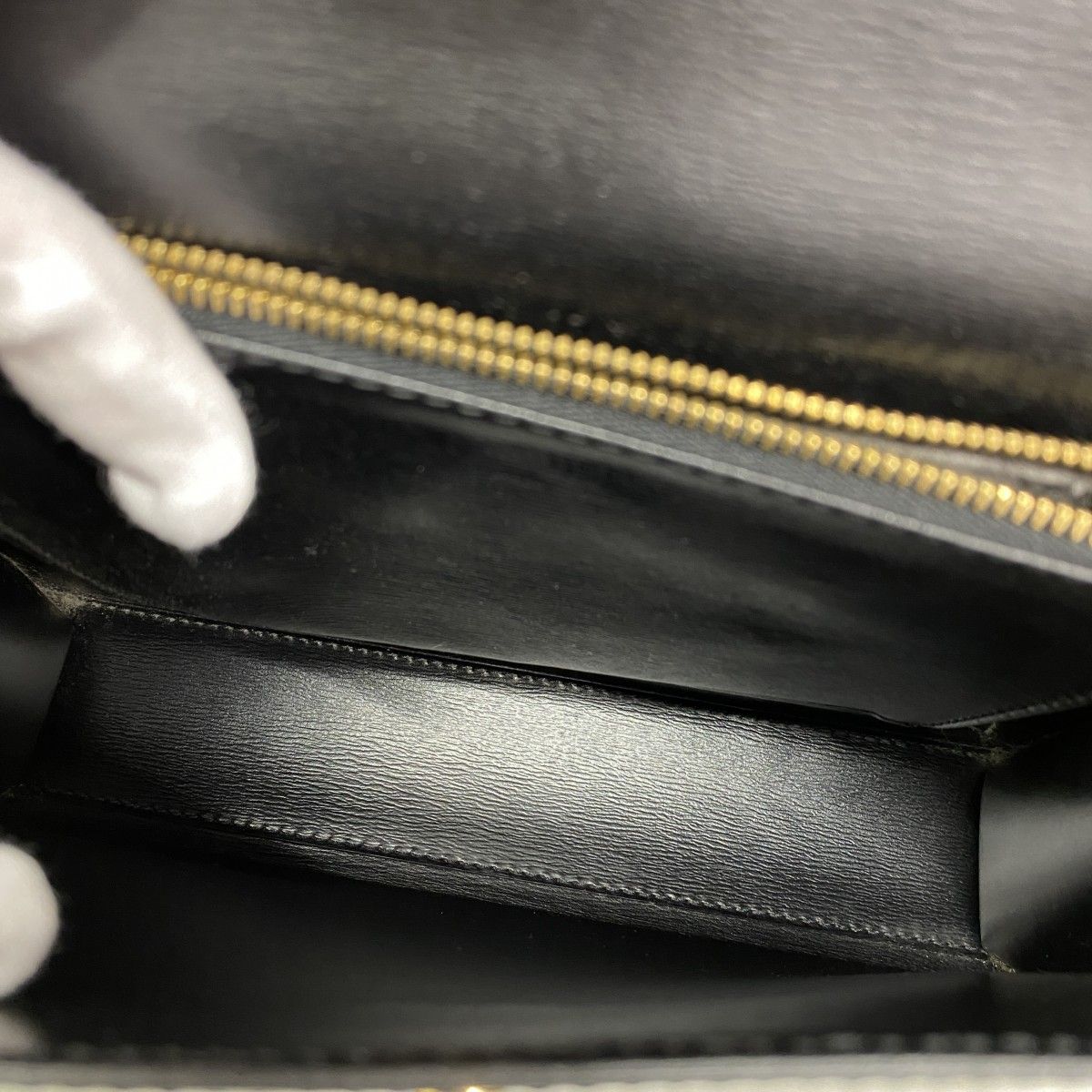 Louis Vuitton Handbag Epi Malesherbes Noir — view 5